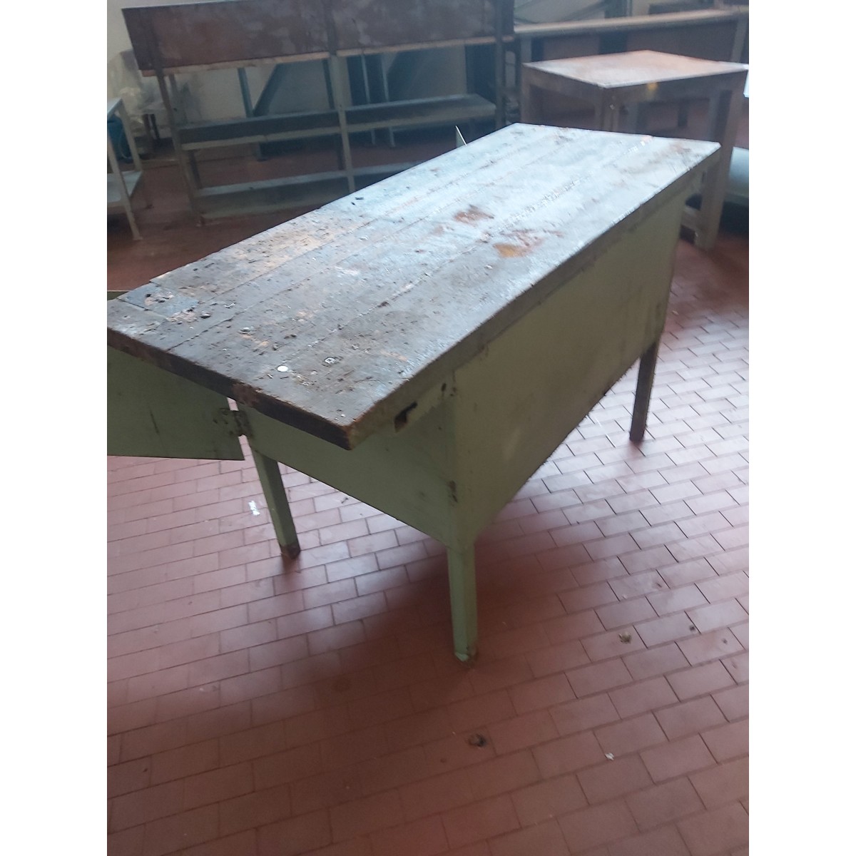 Banco in ferro  "L"