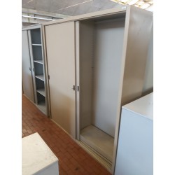 Armadi metallici modello F