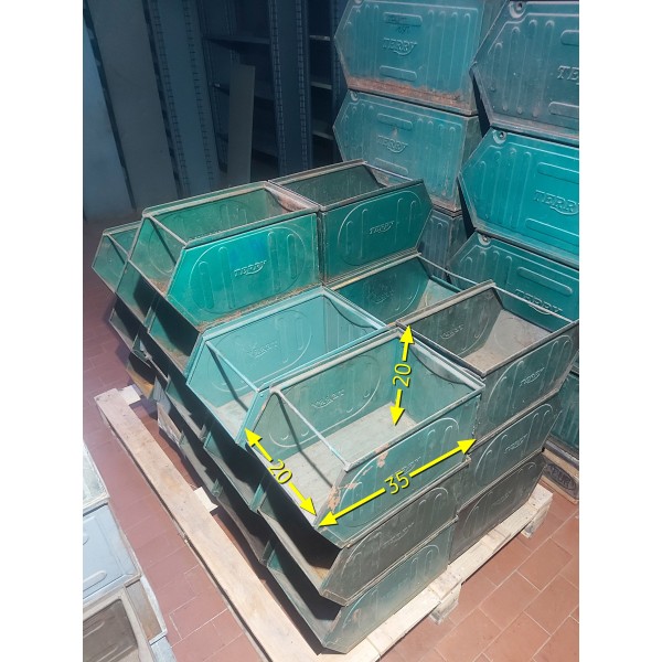 Casse in ferro a bocca di...