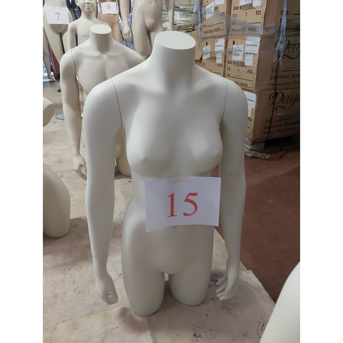Manichini donna busto 3/4 bianchi senza testa mod. "15"