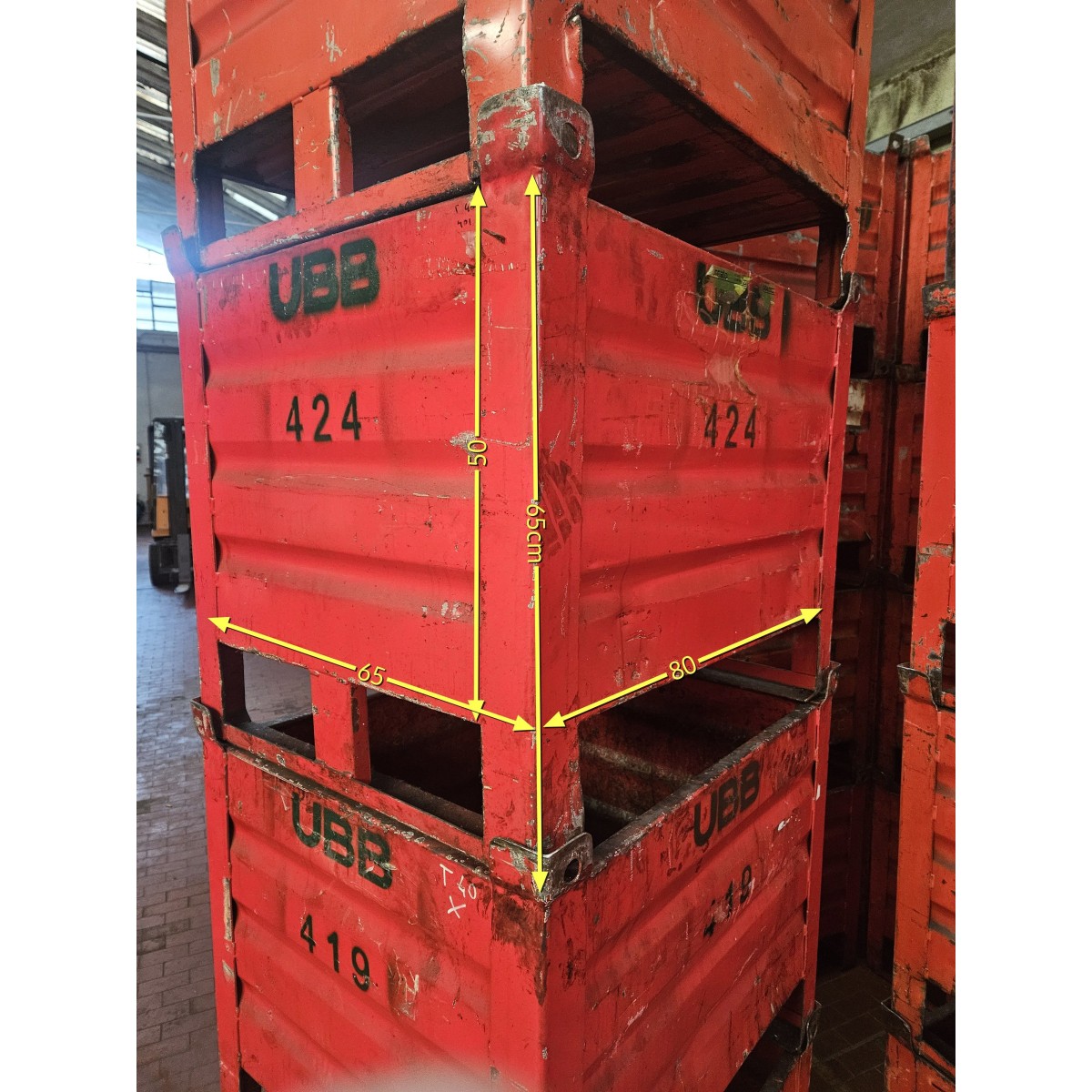 Contenitori metallici con slitta lato lungo