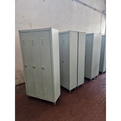 ARMADIETTI SPOGLIATOIO  3 ANTINE