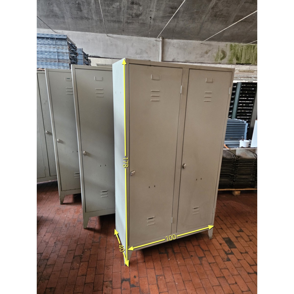 Armadietti spogliatoio sporco/pulito