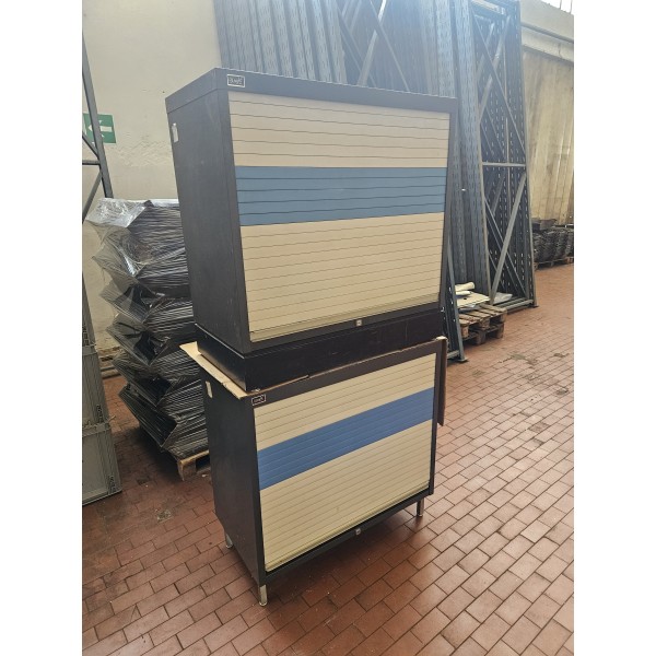 ARMADIETTI UFFICIO A TENDINA